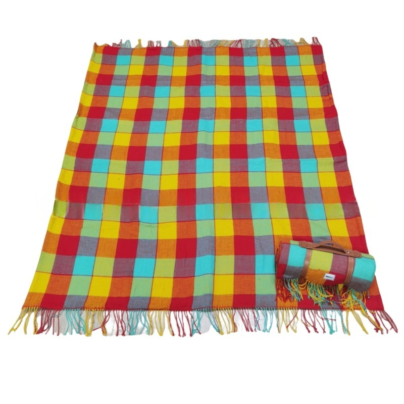 Customized Wholesale Outdoor Knitted Picnic Travel Camping Beach Foldable Portable Waterproof Blanket Mat with Tassels and Leather Hand Belt