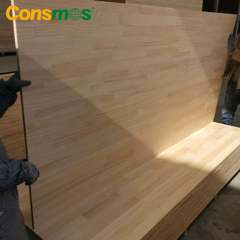 Environmental Friendly Furniture Grade Radiata Pine Wood Timber Solid Wood Finger Jointed Board with Natural Wood Color
