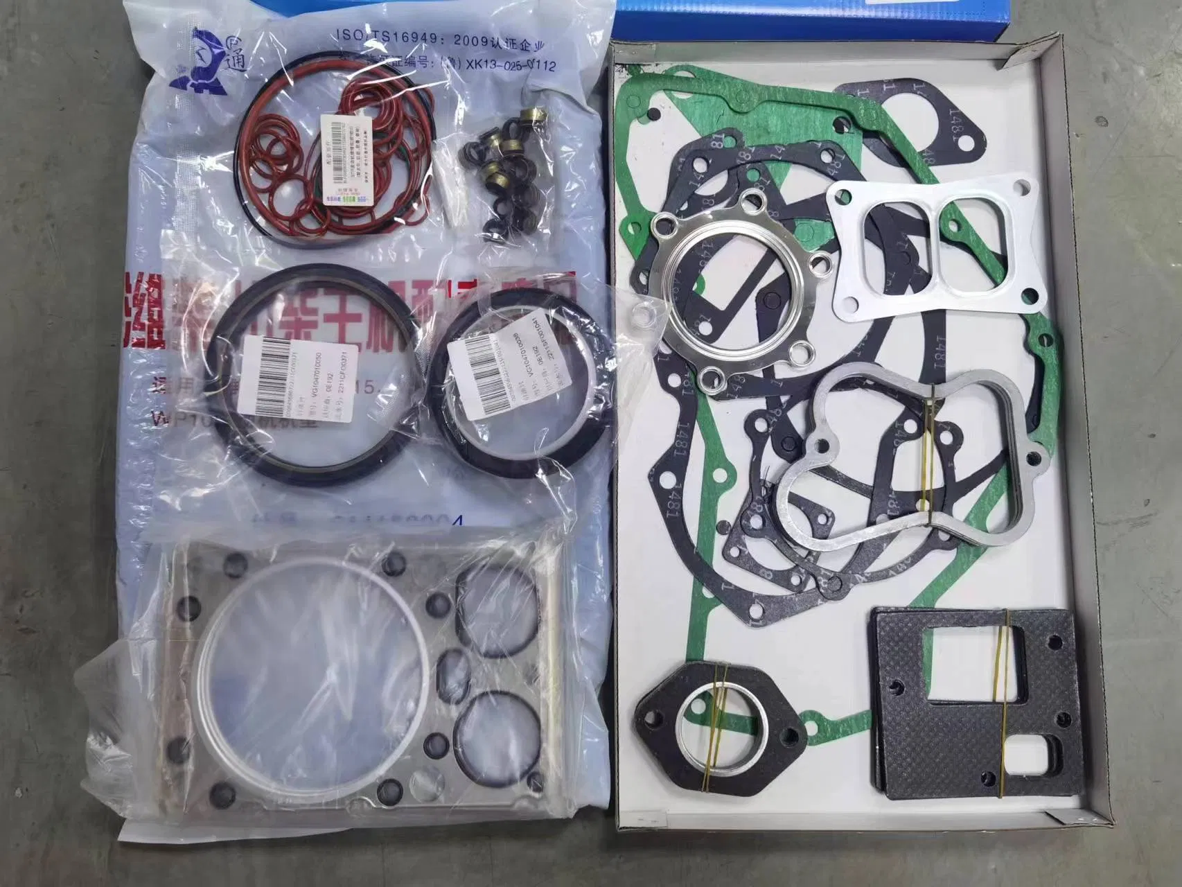 Ремкомплект двигателя HOWO с прокладками и уплотнениями