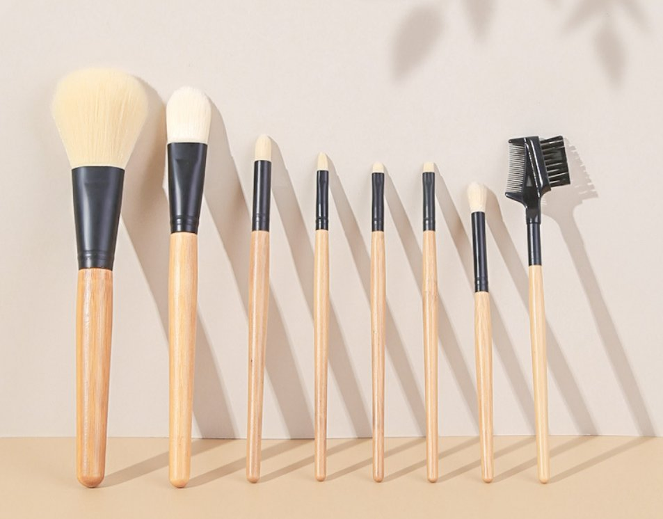 High-Quality Beauty Tools Bamboo Handle 8PCS Makeup Brushes Eyeshadow Brush Eyebrow Brush
