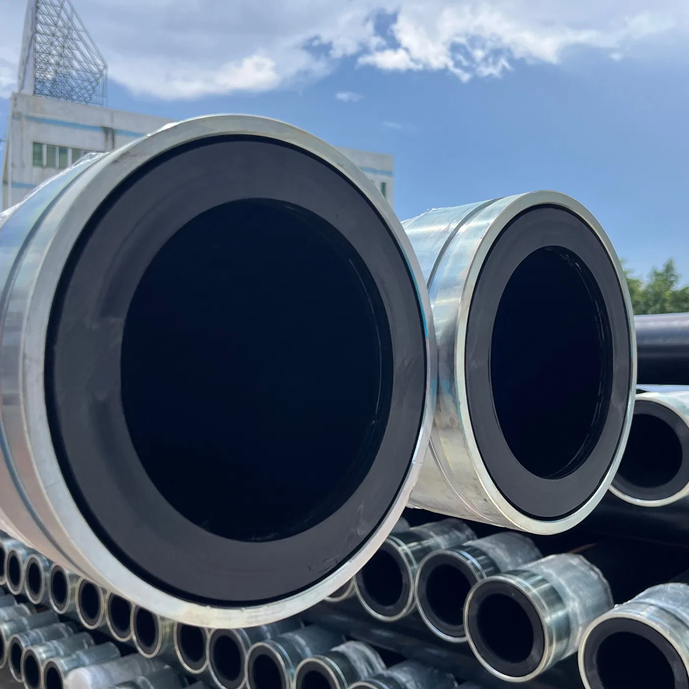 Многослойная труба PE/HDPE с армированием стальной сеткой