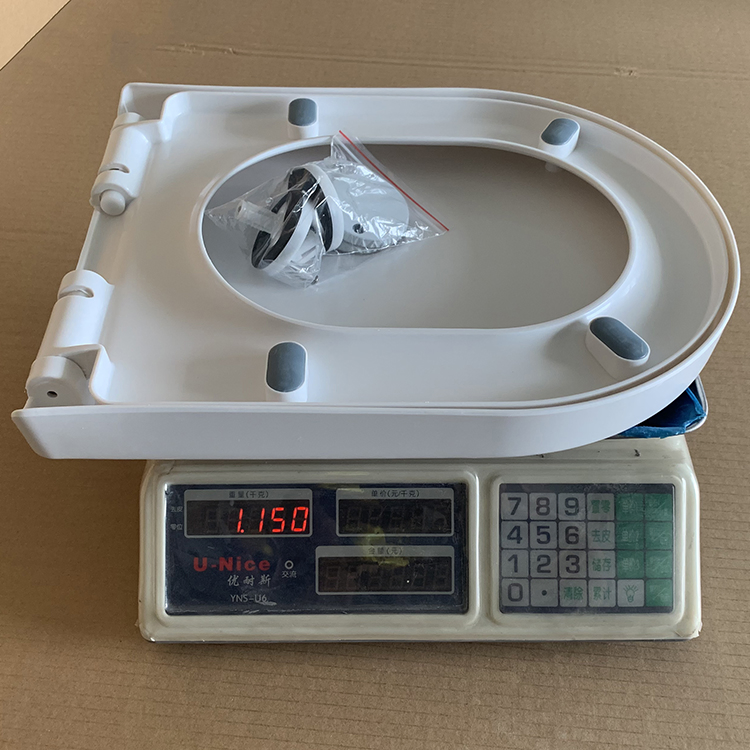 Chaozhou Factory PP Toilet Seat Cover for Bathroom Plastic Toilet Seat Cover