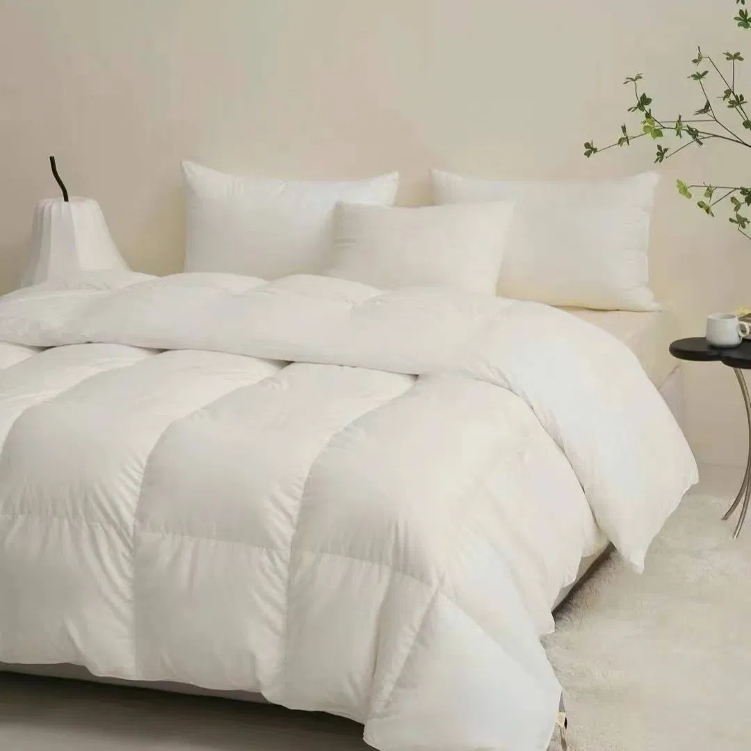 Elegant Exquisitely Crafted Odor Free Down Quilt for Year Round Comforter