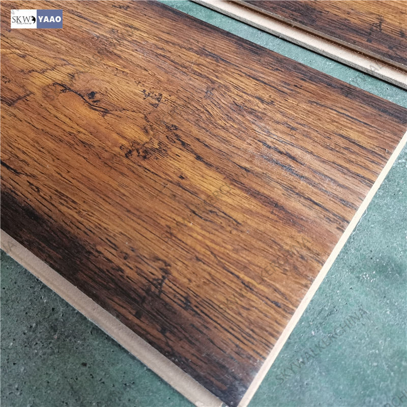 Handscraped Wooden Waterproof Fireproof Laminate Click Install Plank Flooring