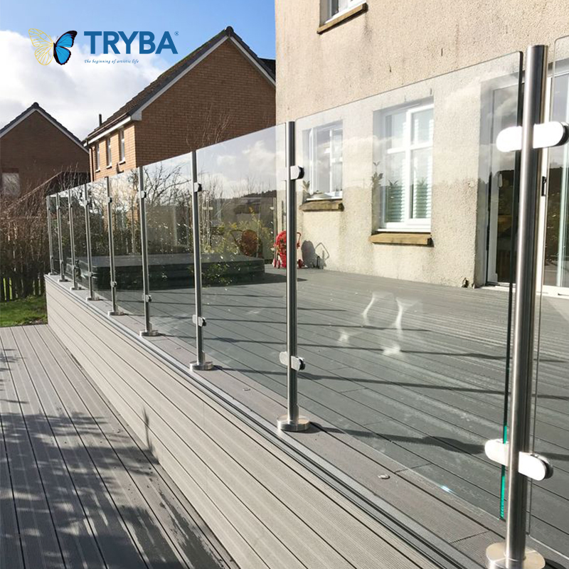 Glass Railing System with Quick-Connect Hardware for Efficient Installation