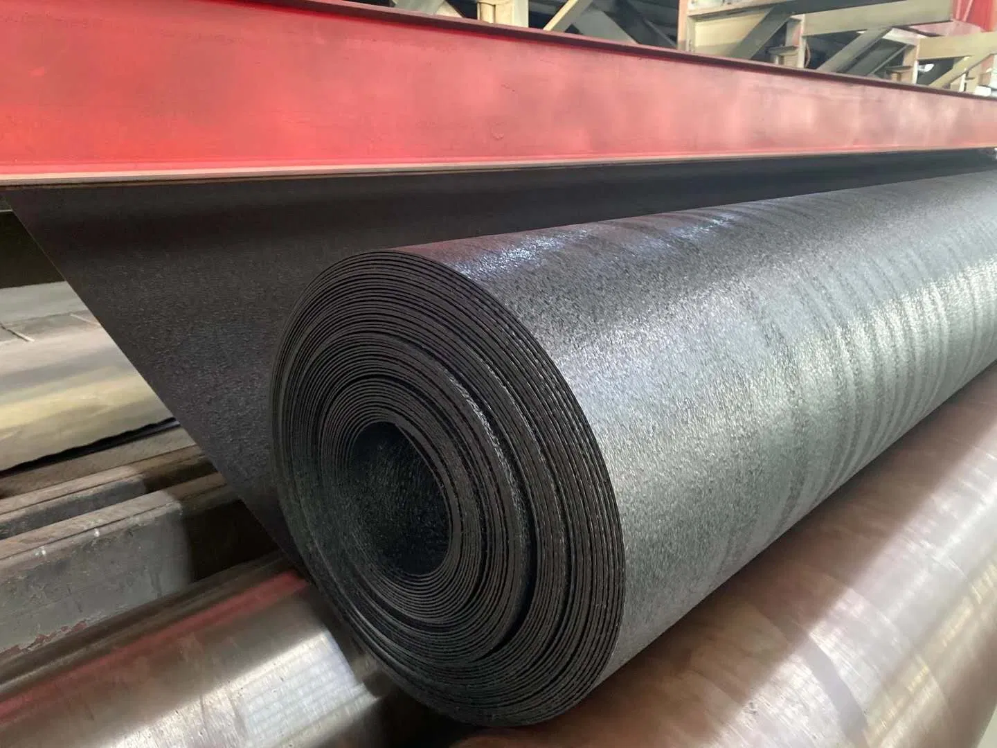 China Geosynthetics Manufacturer Plastic Sheets Polyethylene Polymer Sheets Polyethylene Sheet HDPE Pond Liner for Aquculture Dam Landfill HDPE Geomembrane