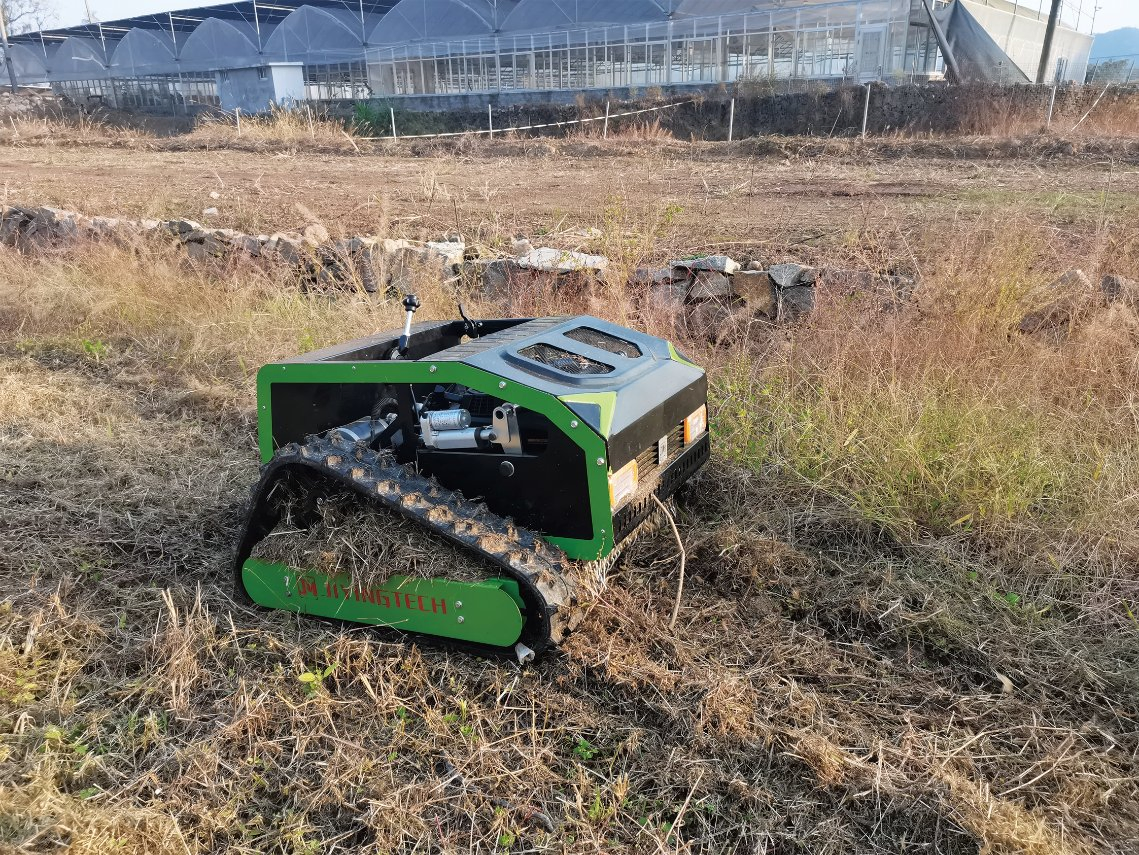 Гусеничный радиоуправляемый газонокосилка