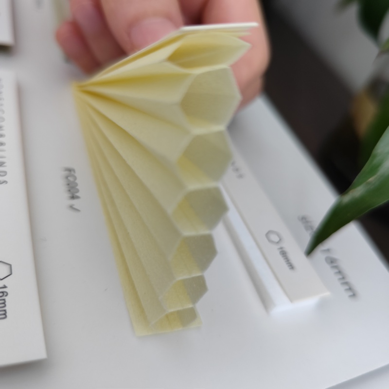 High Quality Honeycomb Curtain Fabric Blind Blackout Fabric for Window Blind