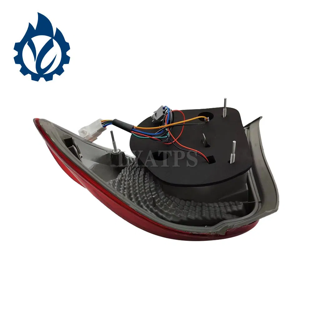 Качественная задняя фара Toyota Corolla Axio Fielder 2017, модель 40