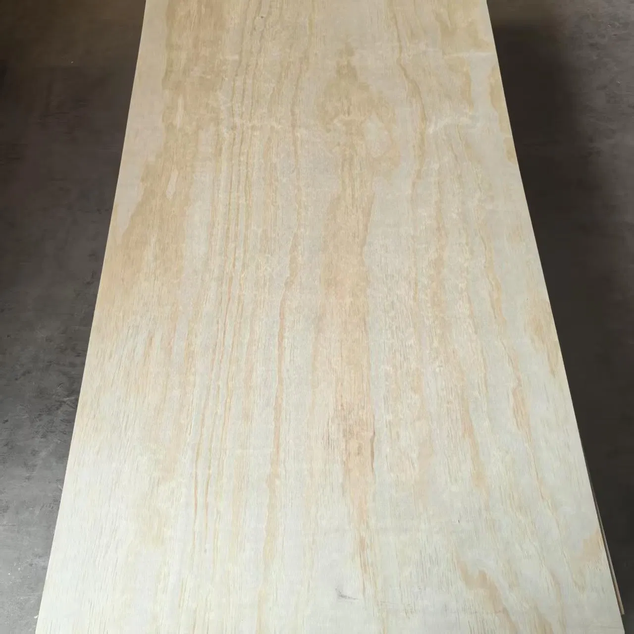 3.2X610X2020mm Bintangor Face Door Skin Plywood Wood Door