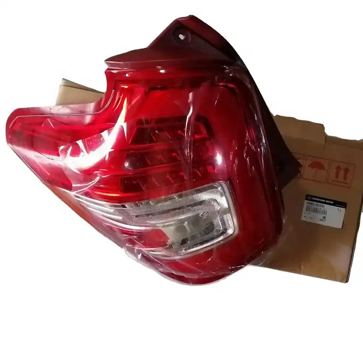 Ssangyong Rear Tail Light Brake Light 8360135500 8360235500 Actyon Kyron Rexton Korando Cmusso Rodius Tivoli