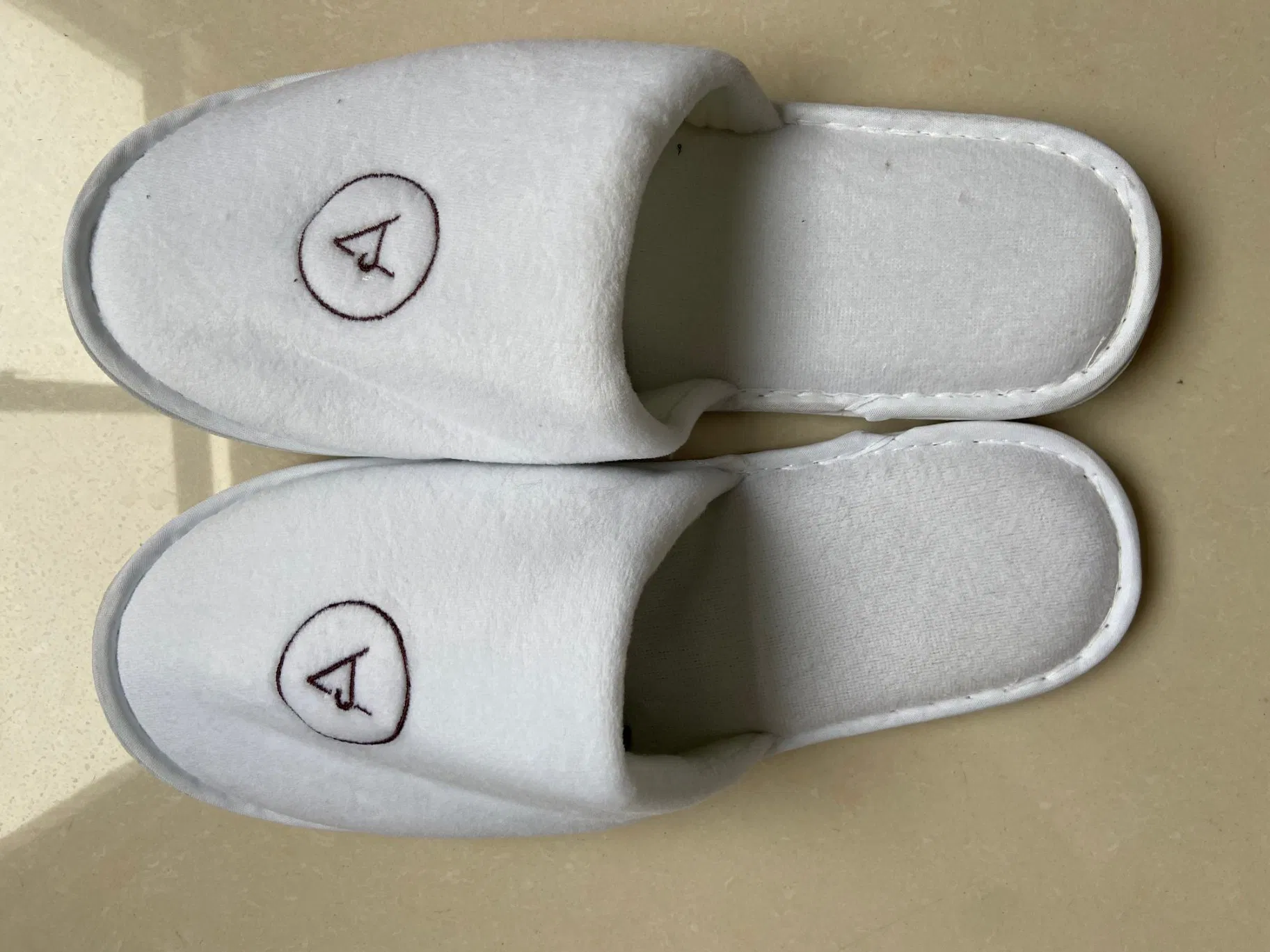 Wholesale Custom Coral Velvet Slippers Unisex Hotel Disposable Room Slippers