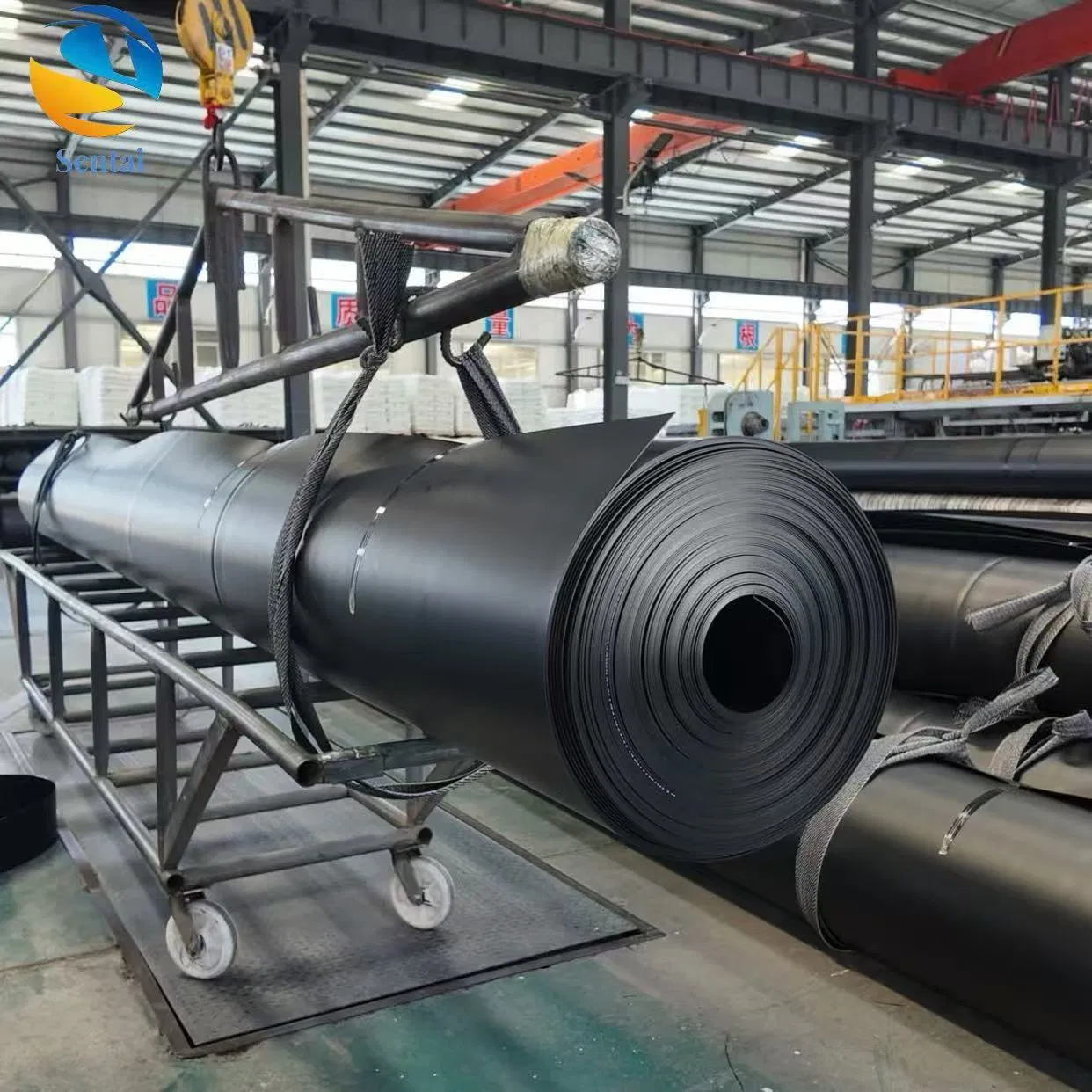 HDPE Geomembrane Liner Covering Garbage Dump, Ash Heap Leaching Pool, Oxidation Pond, Acid Alkali Resistant Black Film 1mm 1.5mm 2mm Geomembrane Pond Liner
