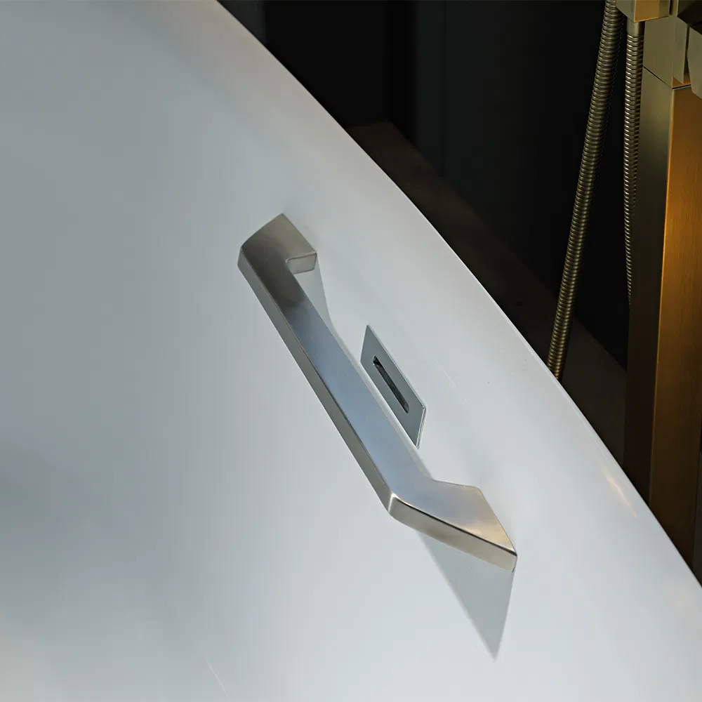 Акриловая ванна из искусственного камня, отдельностоящая