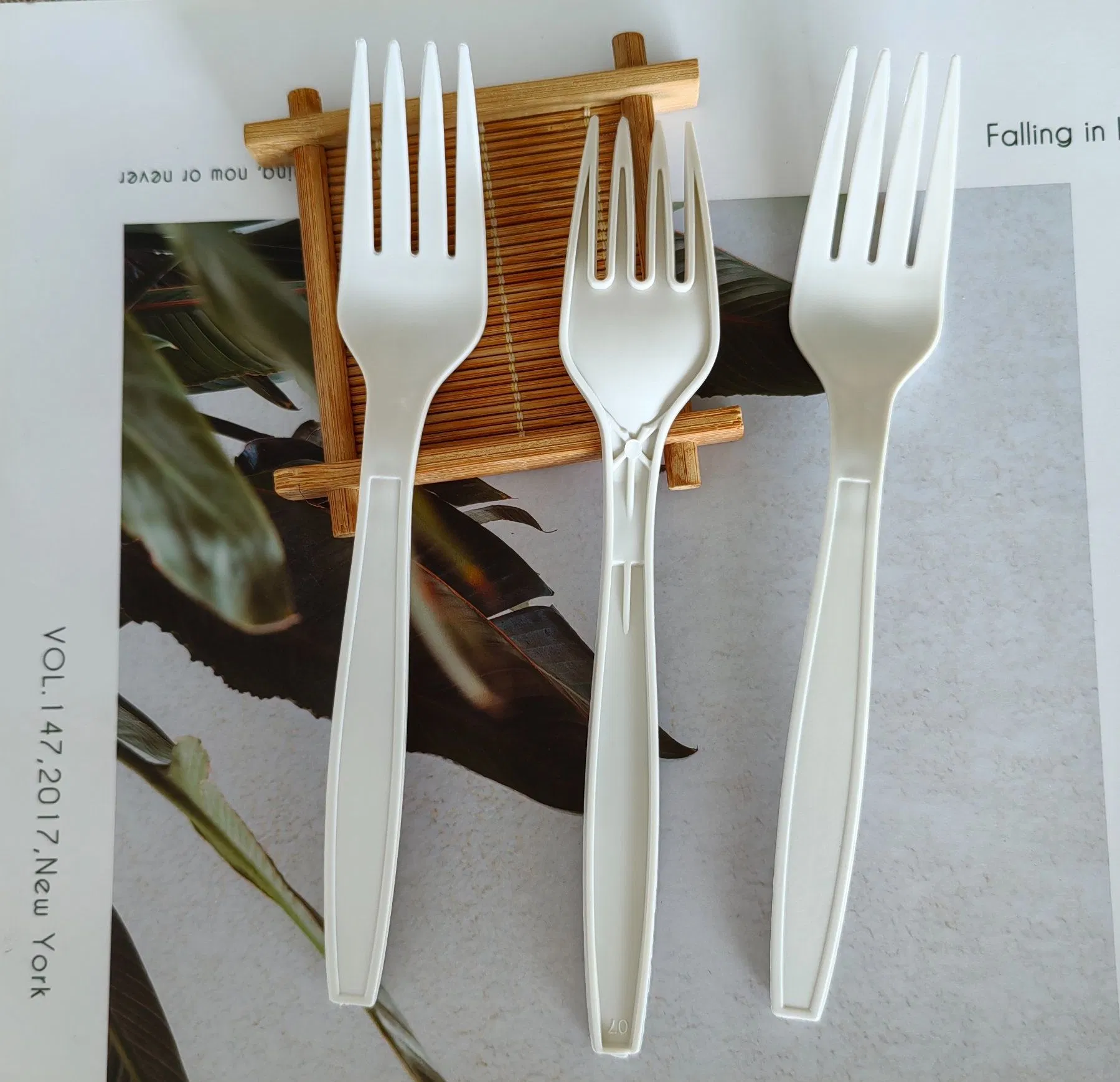 Hot Sale Biodegradable Cornstarch Cutlery Set Disposable Tableware Including Knives Forks Spoons