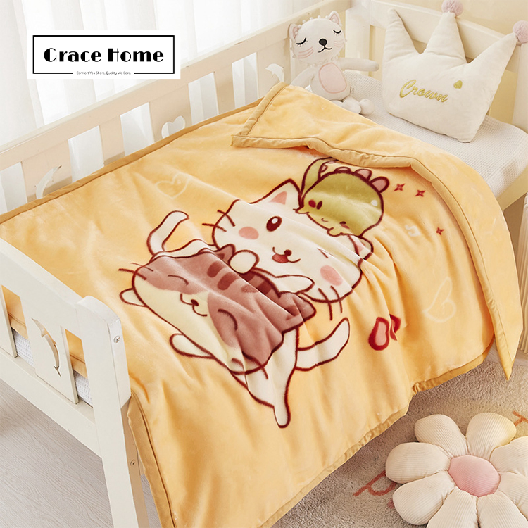 Детское двустороннее флисовое одеяло с мультяшным принтом