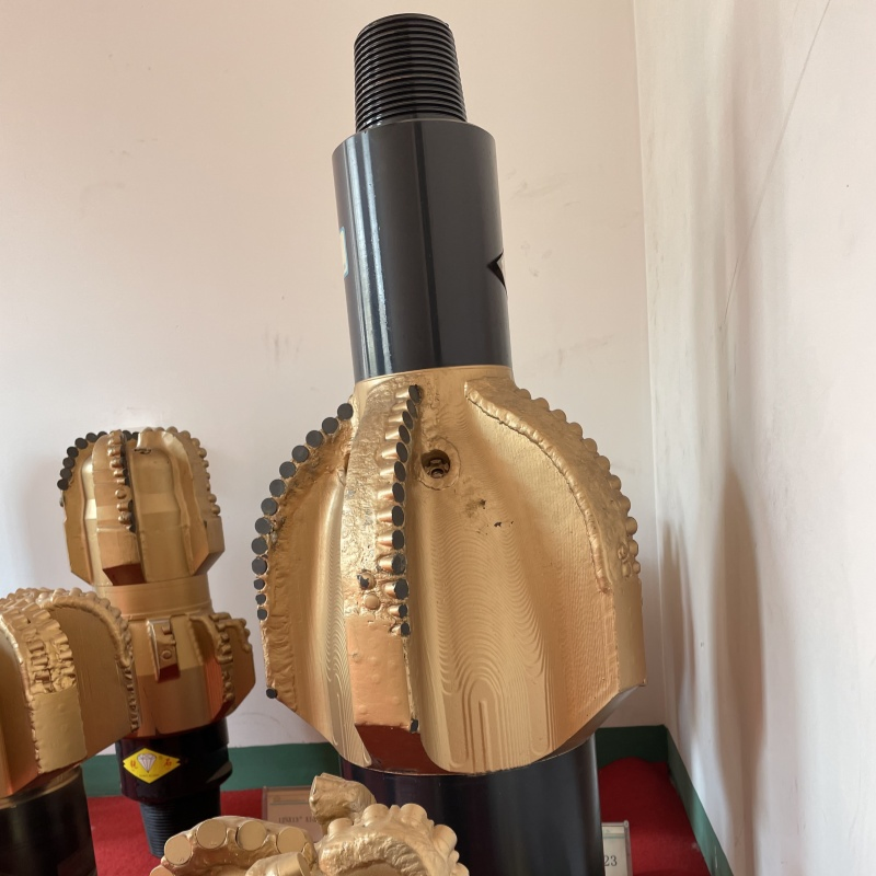 Steel Body PDC Bit for Oil Field 9-1/2 Drill Bit with API 7-1 Certificate Diamond Drill Core Bit for Mining Well