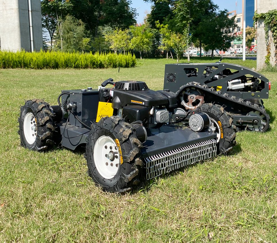Гусеничный радиоуправляемый роторный газонокосильщик с мульчером