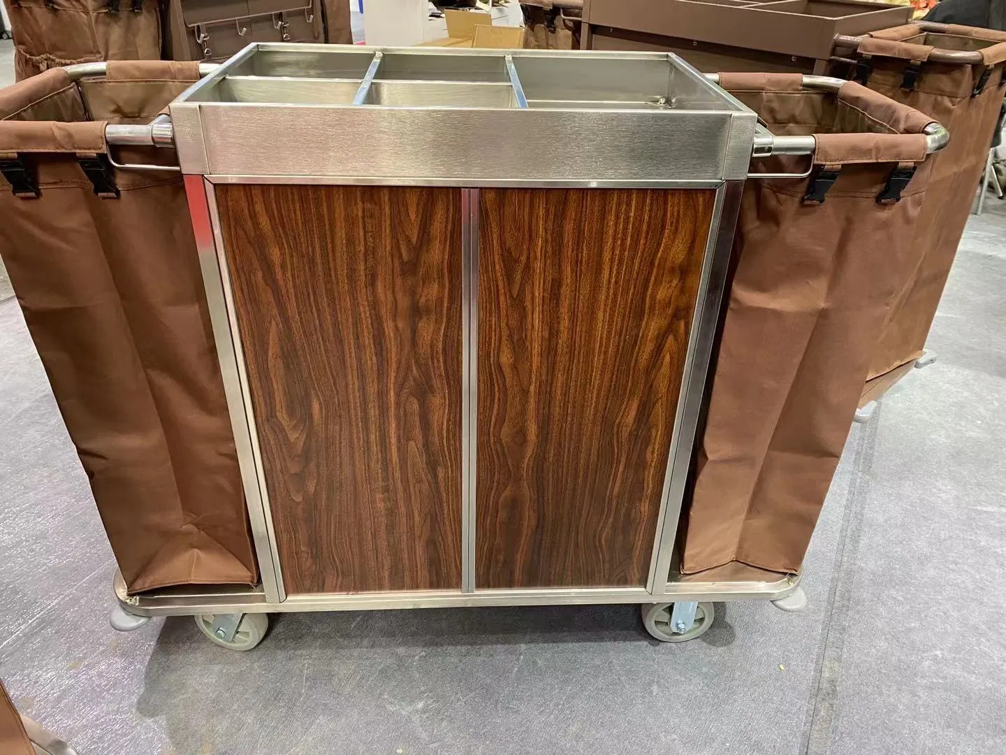 Premium Stainless Steel Service Trolley for Hotels and Restaurants