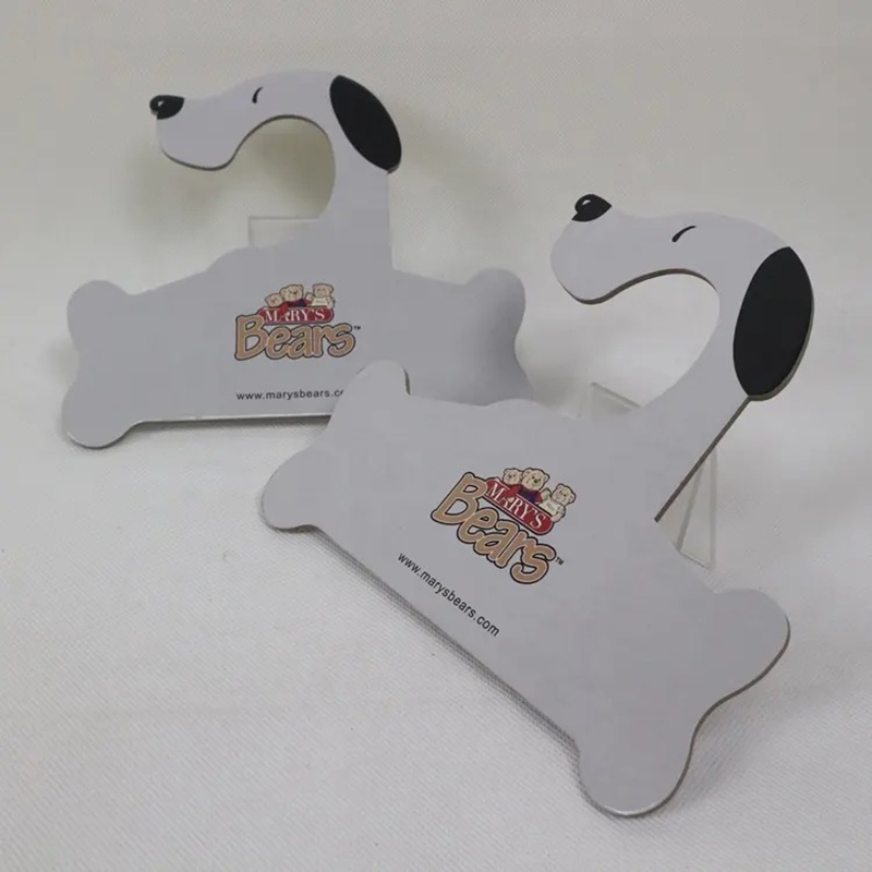 Экологичные картонные вешалки с печатью на заказ