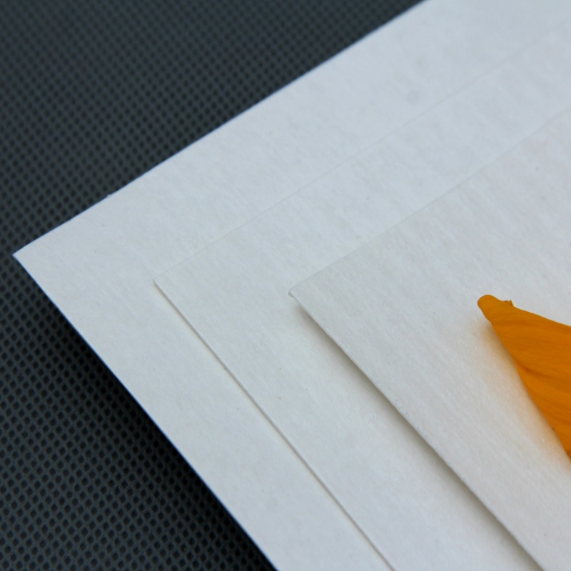 Bleached and Unbleached Sugarcane Bagasse Pulp Food Grade Bagasse Pulp Board for Tableware Plate Tissue Making