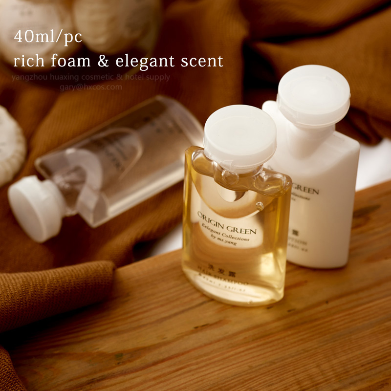 Hotel Shampoo and Shower Gel with All-Natural Ingredients