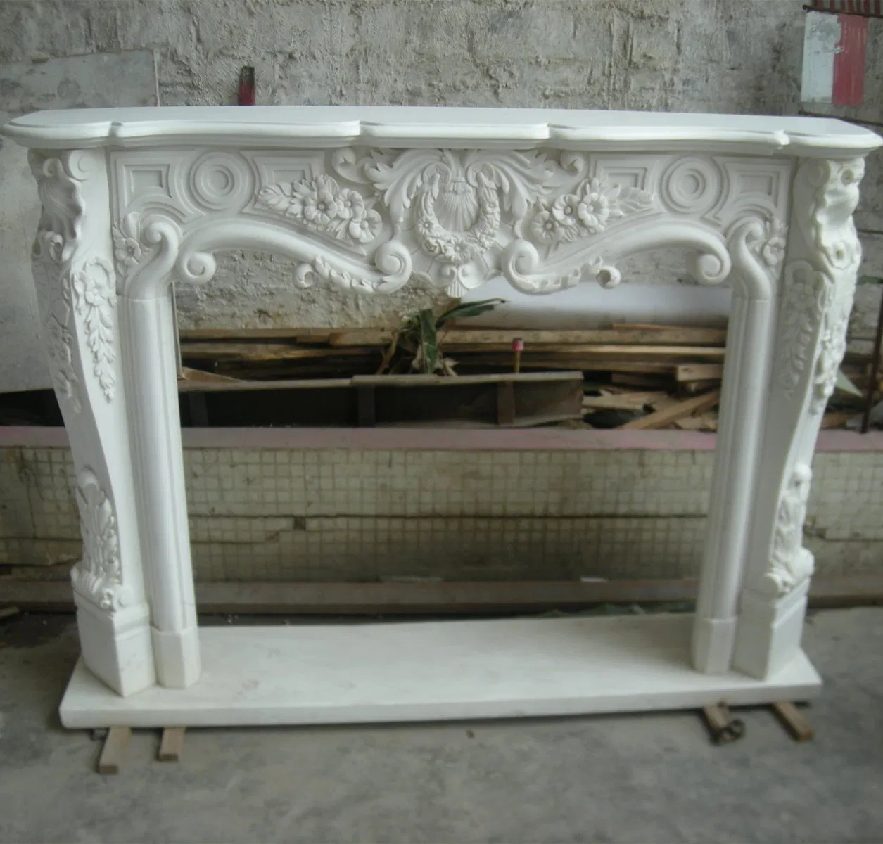 Natural Stone Marble Hand-Carved Mantel Hearth Fireplaces