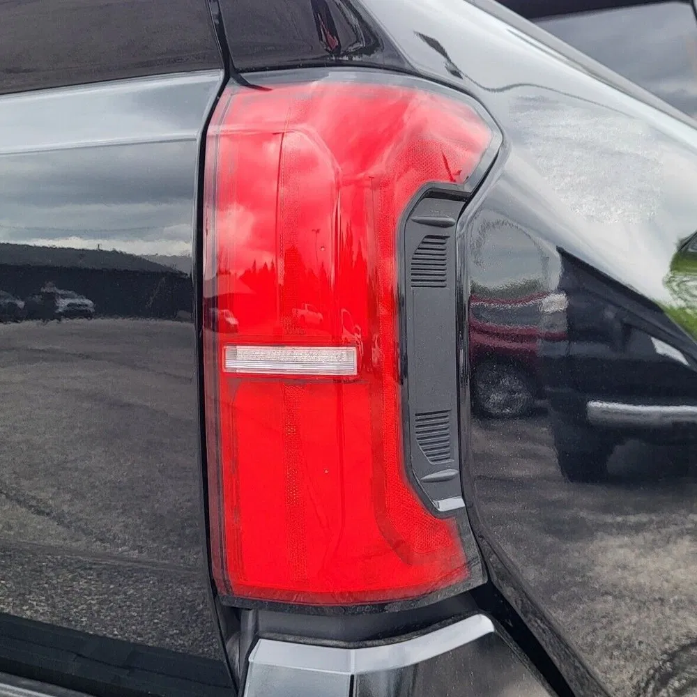 Стоп-сигнал задний светодиодный для Toyota Tacoma 2024