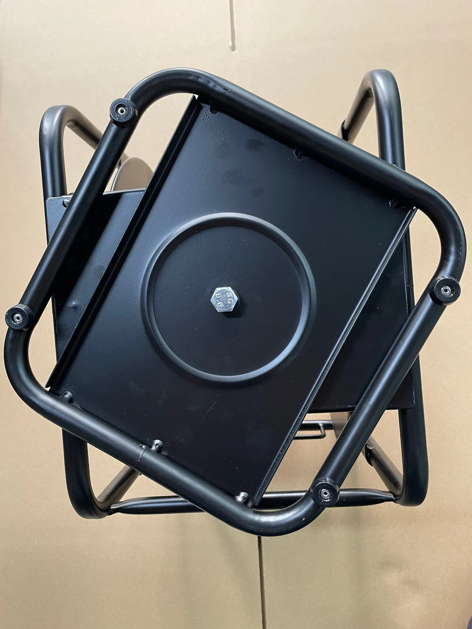 Manual Hose Reel with 360 Degree Swivel Base