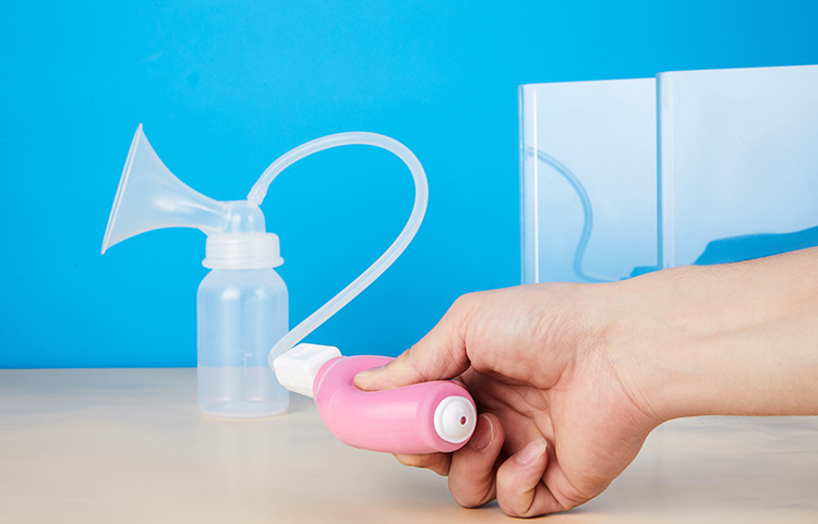 Durable Adjustable Manual Breast Pump with Baby Milk Bottle for Customizable Suction and Comfort