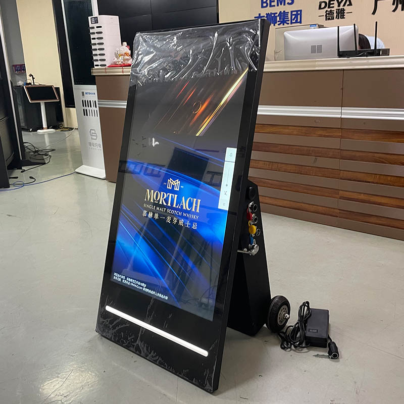 Outdoor Waterproof Touch Screen Advertising LCD Display 4K LED Digital Signage Totem Kiosk