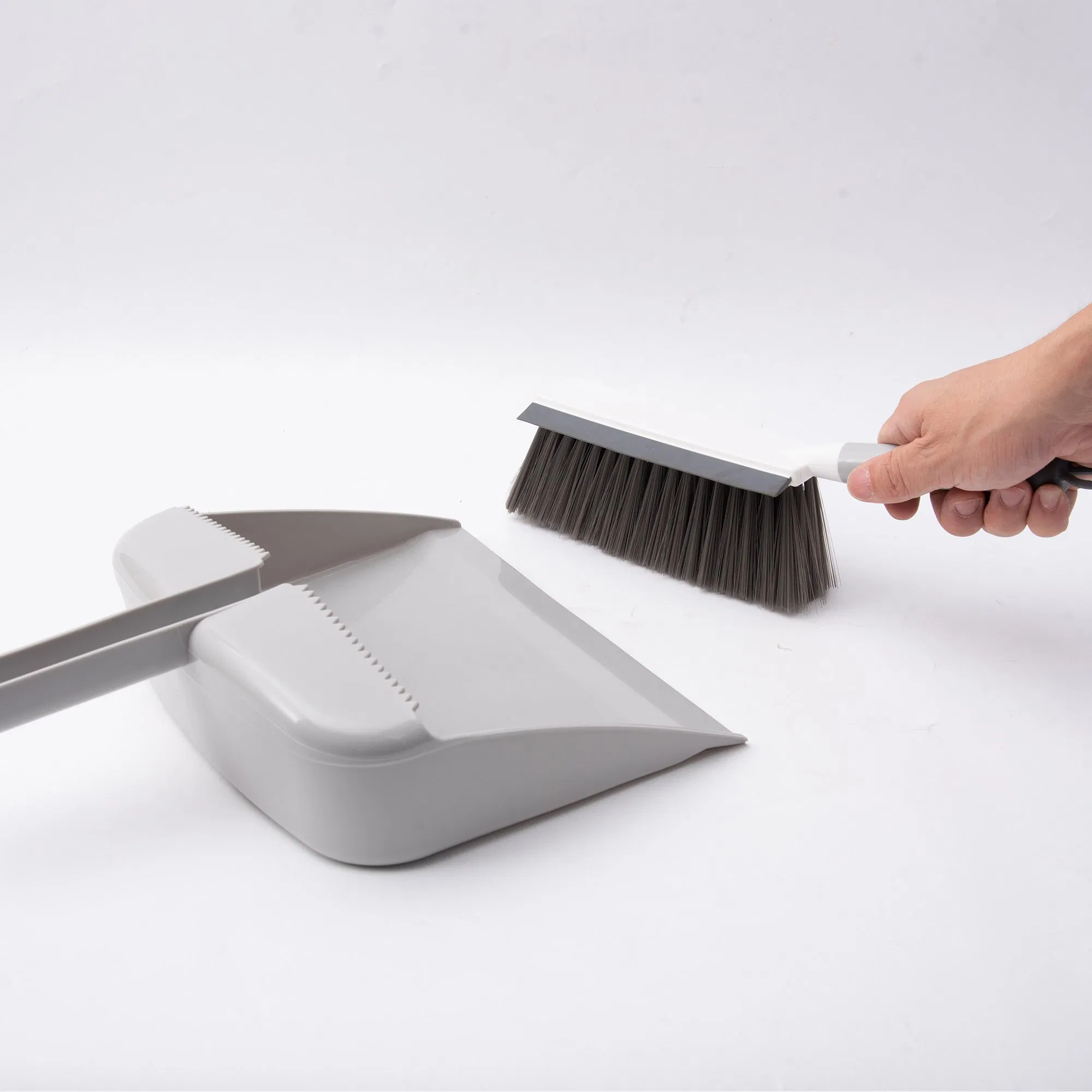 Home Cleaning Tool Long Handle Bed Sweeping Brush Plastic Dust Cleaning Brush