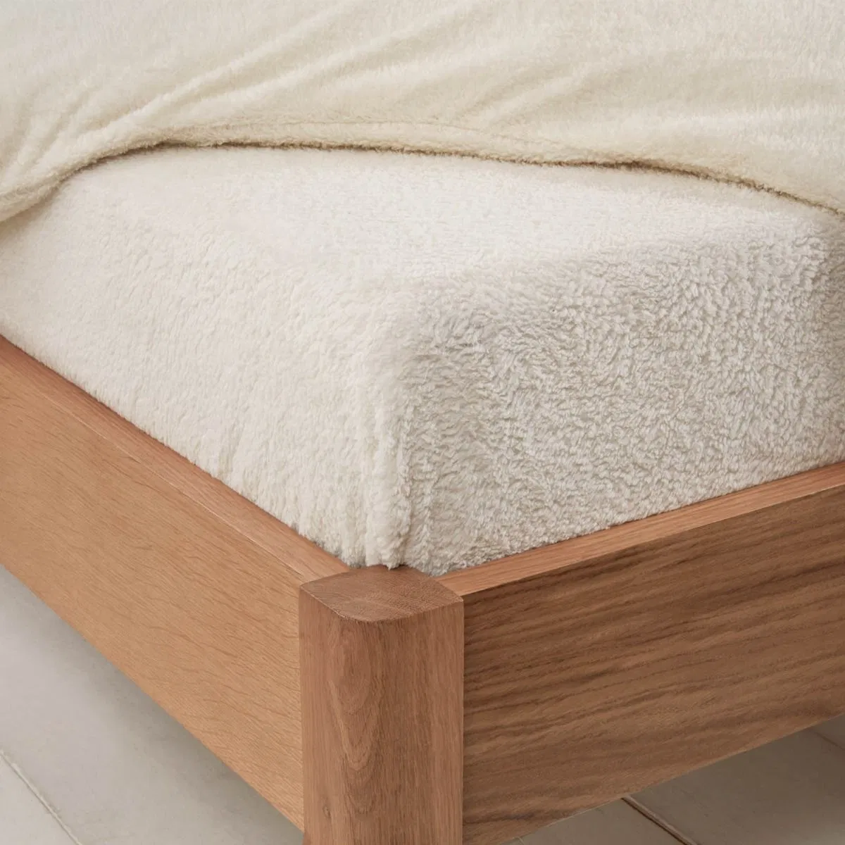 Suntex Bedding Teddy Fleece Fitted Bottom Sheet
