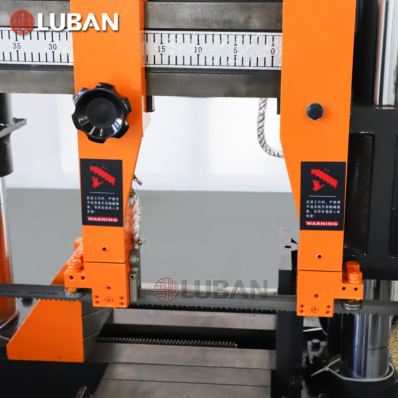 Станок ленточнопильный горизонтальный полуавтоматический GB4260 H