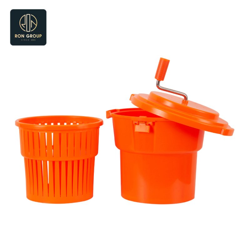 Handy Kitchen Salad Spinner for Quick and Efficient Use