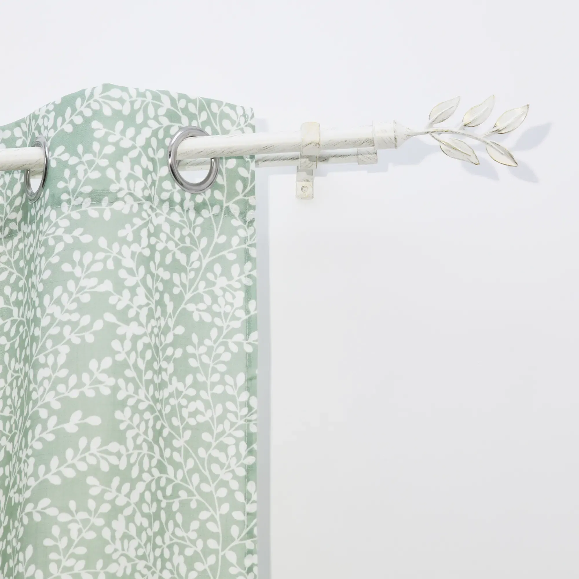 Online Sale Luxurious Morden Curtain Rods Set Extendable Curtain Rod for Decor