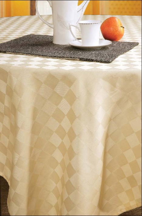 Premium Table Cover Fabric for Elegant Dining Experiences