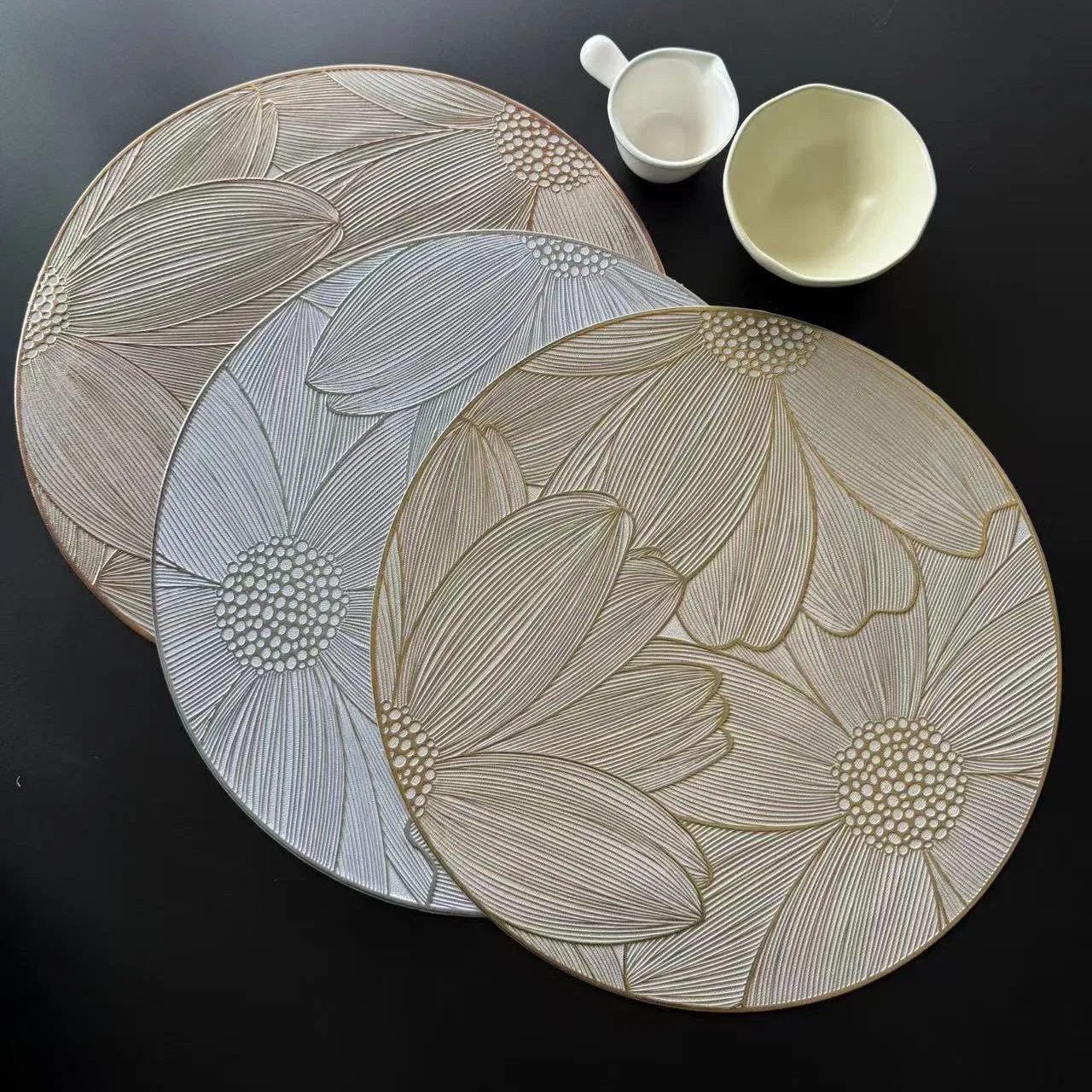 Wholesale New Designs Hot Stamping Elegant Decorative Anti-Scald Placemat