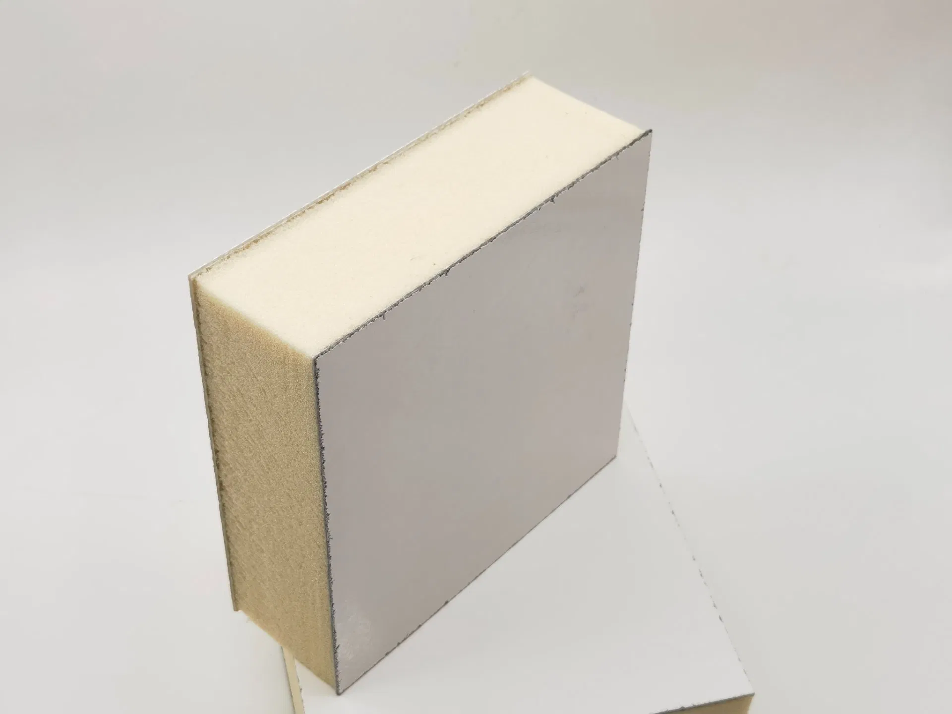 Glass Fiber Reinforced Polyurethane Foam Insulation Board for Cold Storage