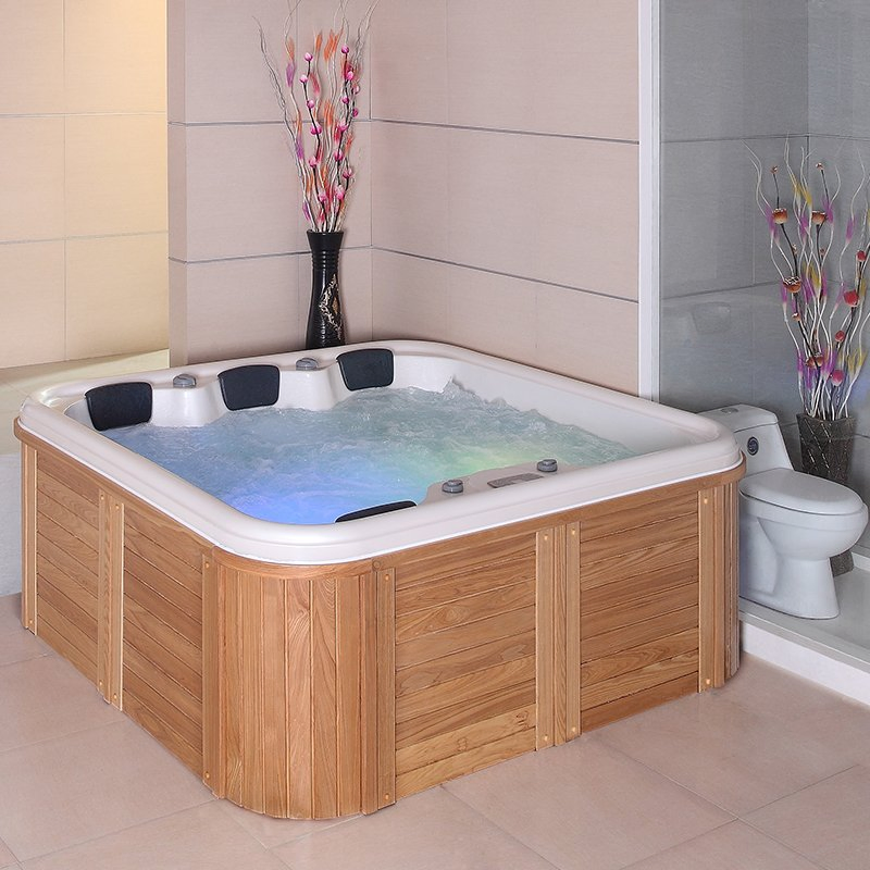 Гидромассажная ванна SPA с ТВ для сада