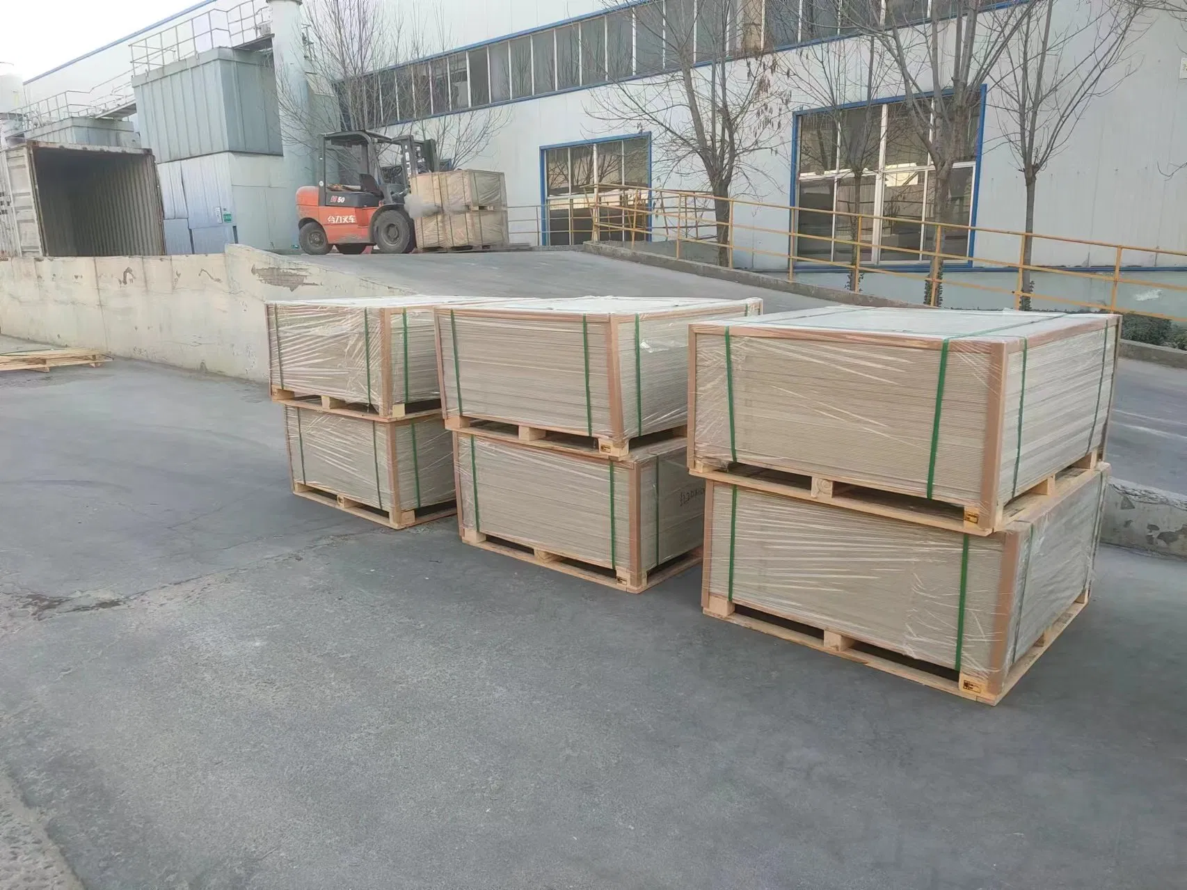 Color Gray High Strength 4*8 Calcium Silicate Board Assessed by ASTM, Ce