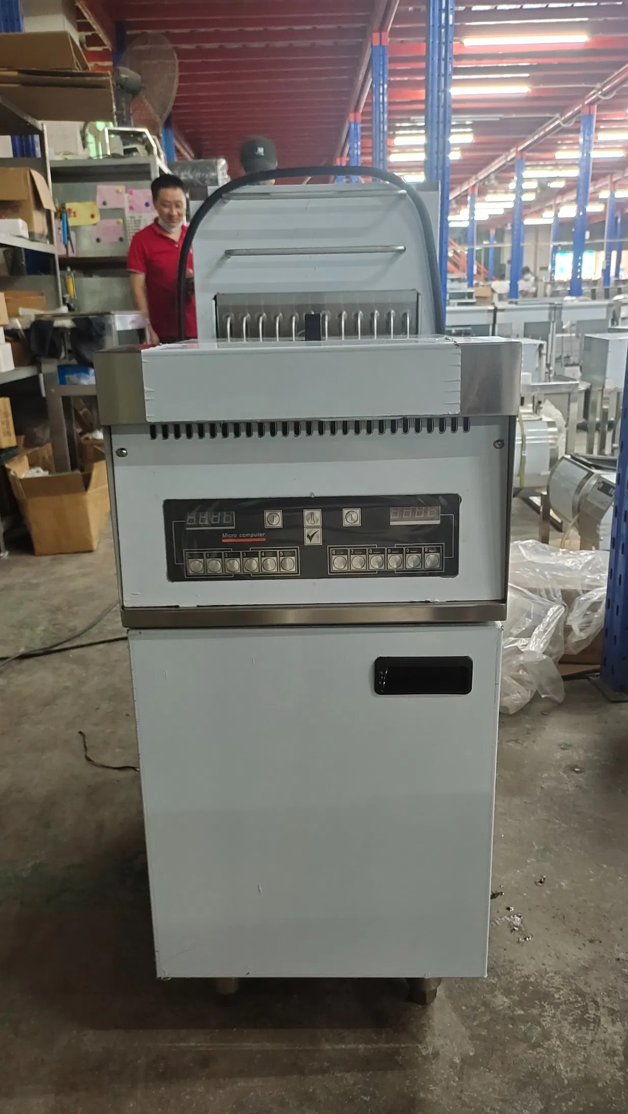 Heavy Duty 28L Commercial Fryer Equipment for Restaurants