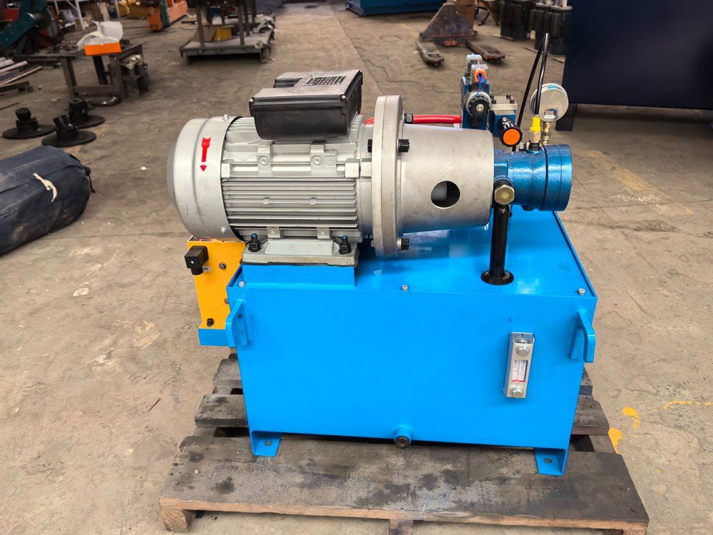 Гидравлическая станция 3кВт 25МПа 60л/мин