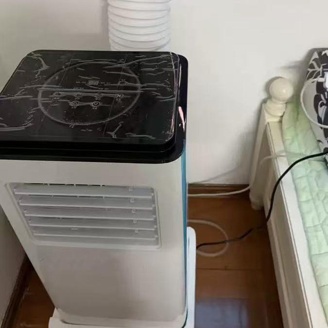 High Power 1.5HP Portable Air Conditioner 900W Cooling Mobile AC Unit