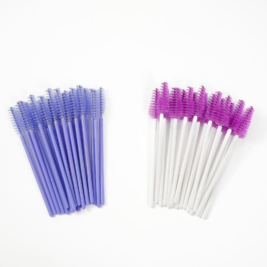 New Design Individual Beauty Tool Portable Makeup Brush for Travel