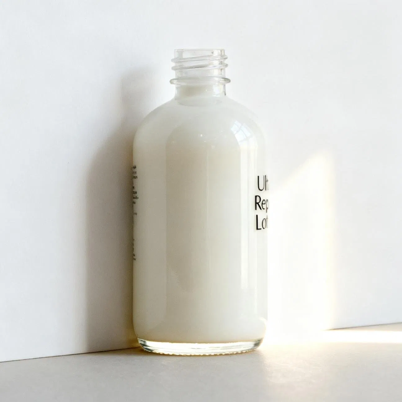 Anti-Aging Madecassoside and Panthenol Wrinkle Reduction Face Lotion for Firming and Smoothing Skin