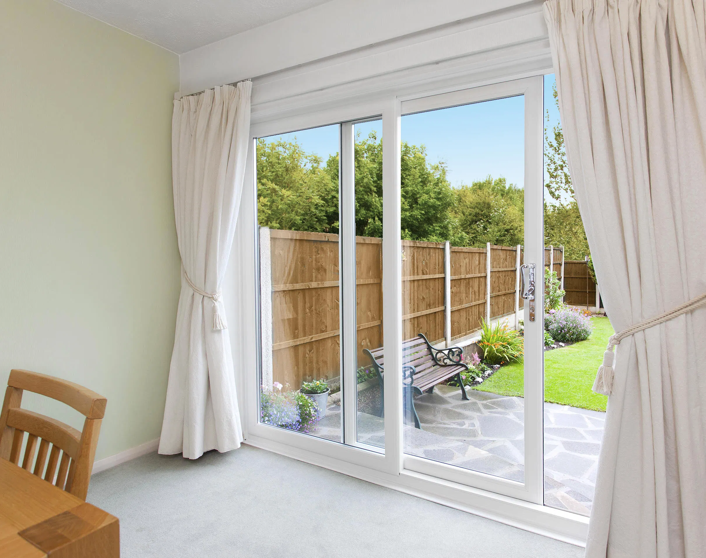 Toma Roller Shutter Window, Givining a New World