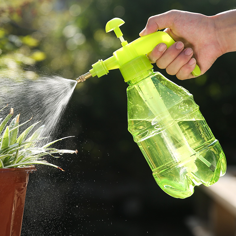 1.5L Transparent Bottles Pressure Plastic Water Sprayer Water Can