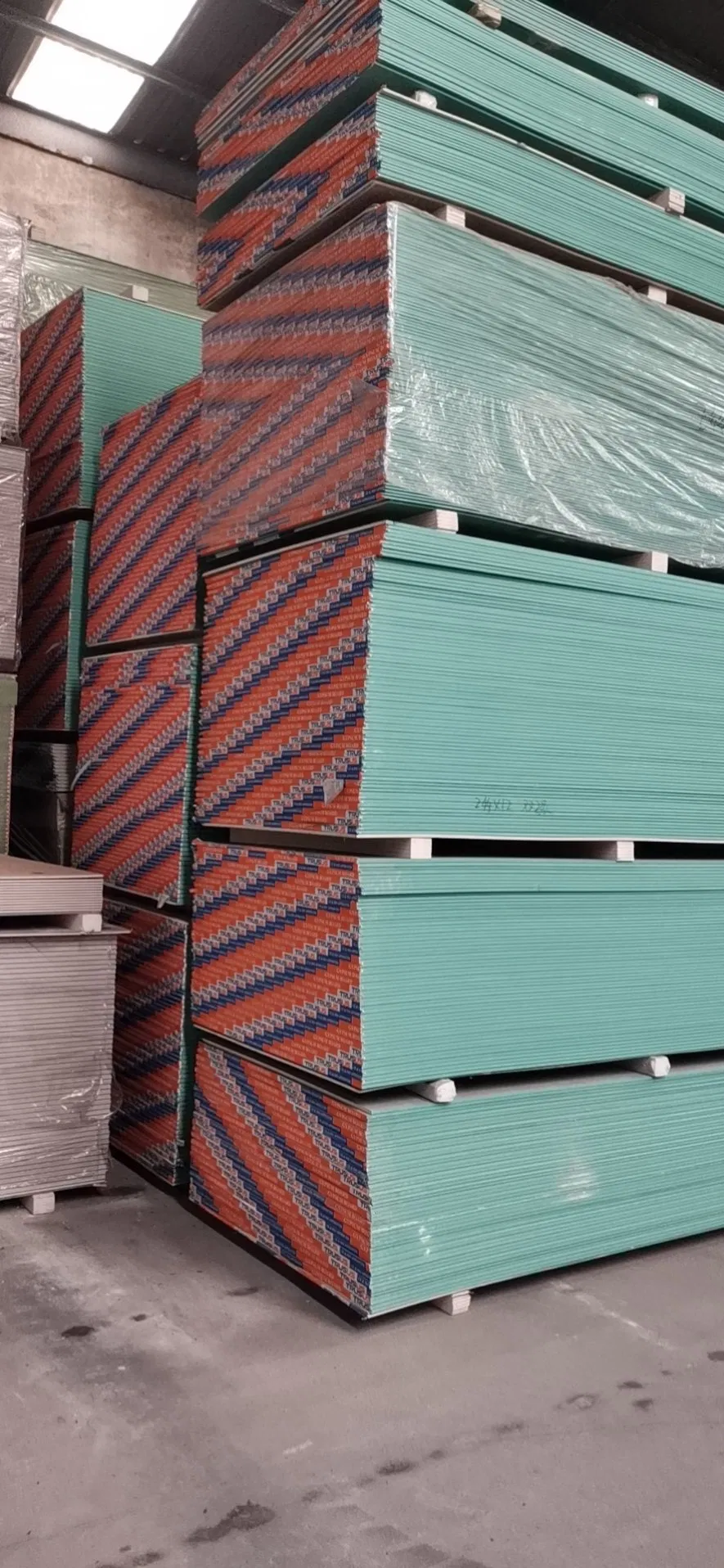 New Zealand 12mm Partition Drywall Building Material Cheap Prices Gypsum Board Plaster Board