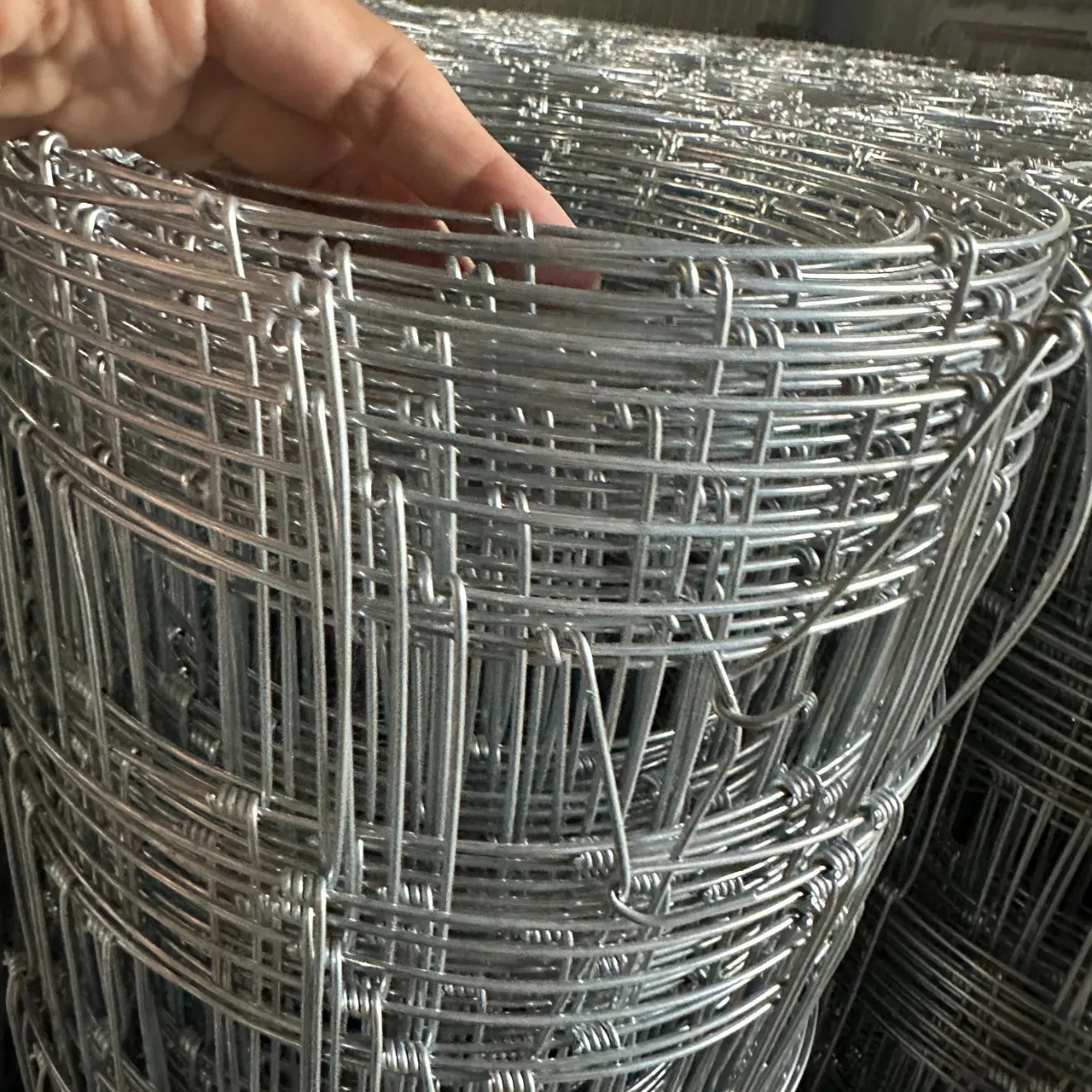 Long-Lasting Premium Wire Ranch Herd Cattle Fence